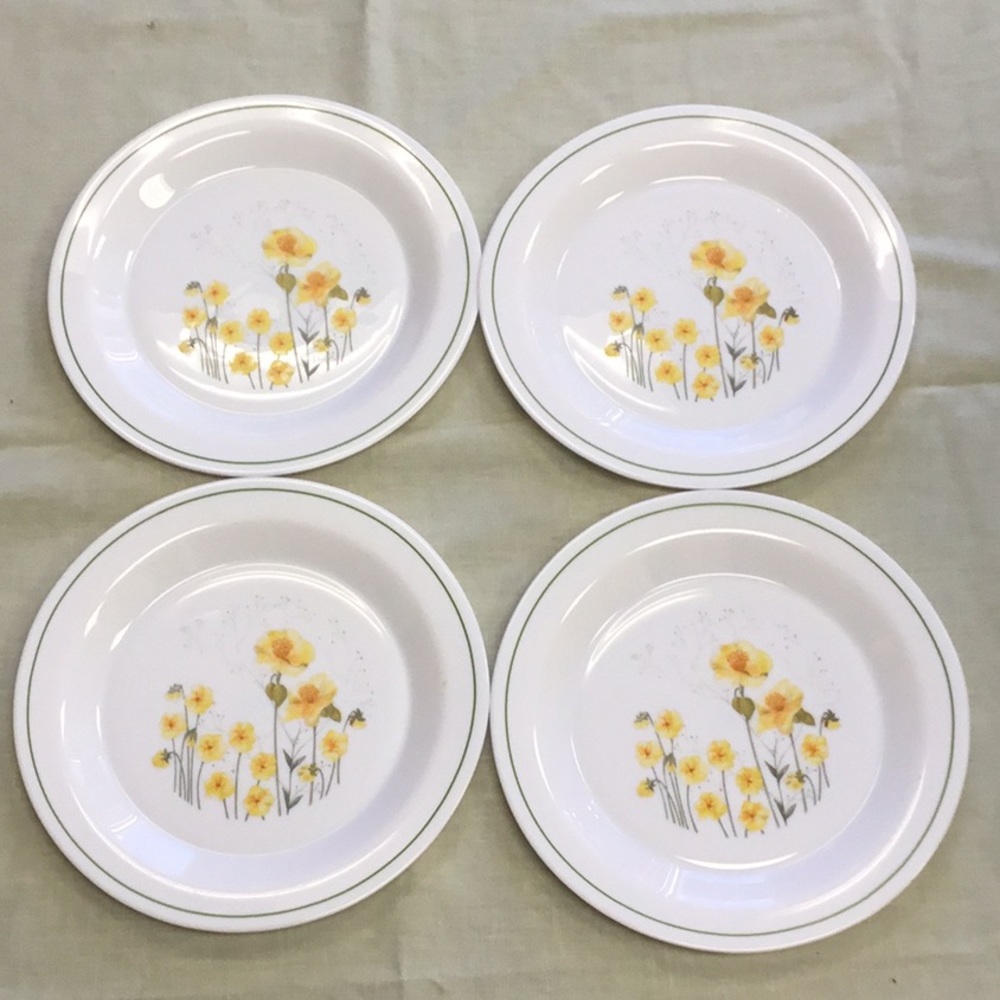Vintage Arcopal (4) Dinner plates yellow flowers
